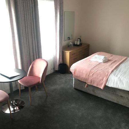 Killead House Hotell Aldergrove Exteriör bild